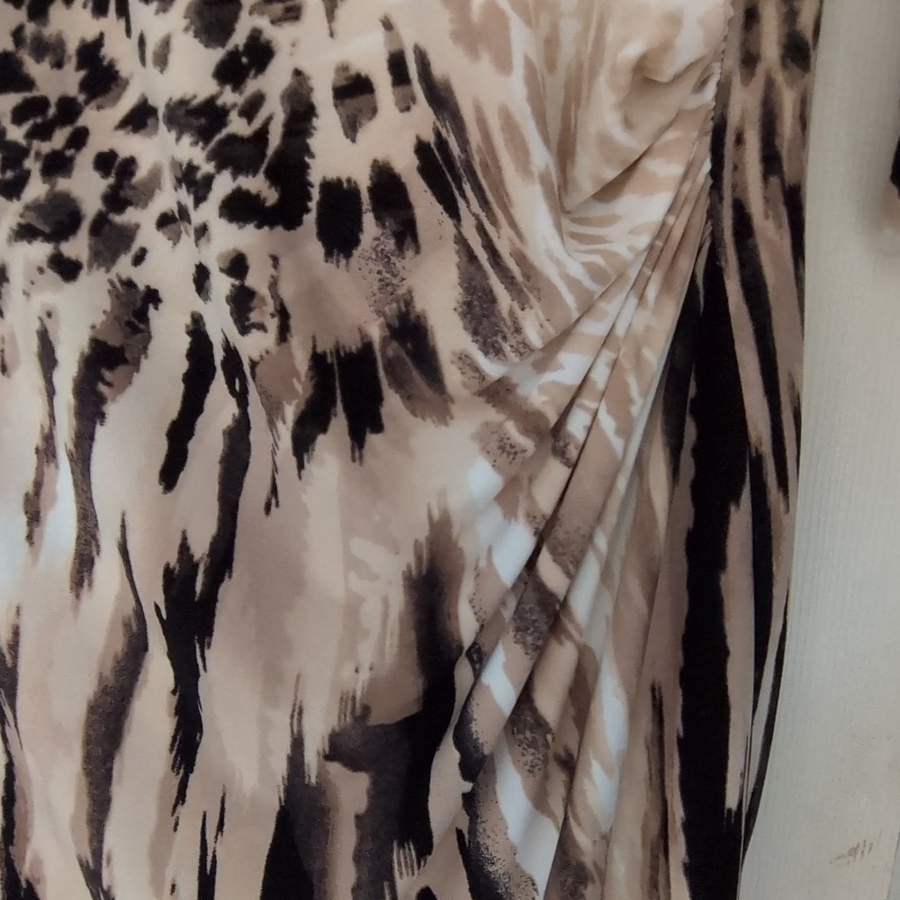 Chico's animal print sheath dress knee length 3/4 sleeve round neck size 3 (16 ) - Picture 5 of 7